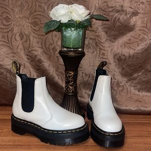 🖤🤍Dr. Martens SMOOTH LEATHER PLATFORM CHELSEA BOOTS🖤🤍 Size 3 UK 🇬🇧